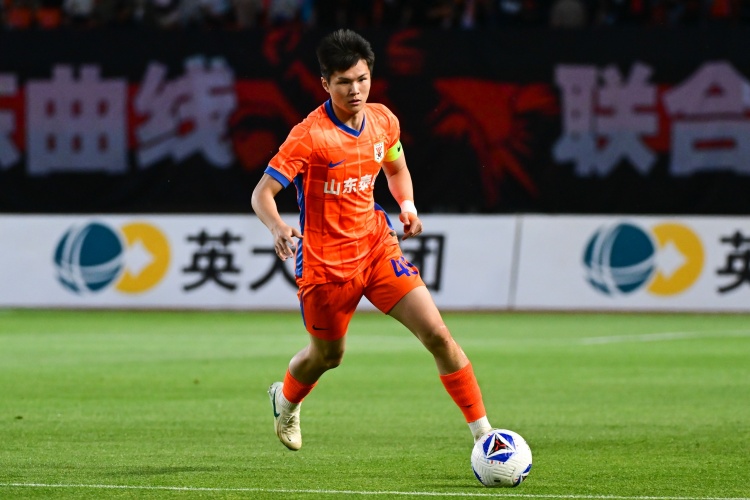 泰山客場2-1逆轉(zhuǎn)天津，陳澤仕中超首球創(chuàng)05后紀(jì)錄