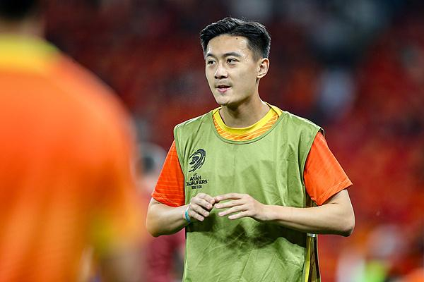 蔣圣龍傷缺6月戰(zhàn)役 國足中衛(wèi)鎖定“太-朱”組合 蔣圣龍傷缺6月戰(zhàn)役 國足中衛(wèi)鎖定“太-朱”組合