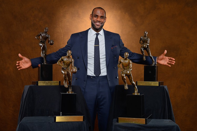 布倫森加冕ESPY年度最佳男運(yùn)動(dòng)員，NBA球員第11次奪魁