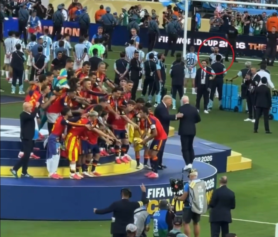 1.17億鎊官宣羅杰斯；足協(xié)杯英博、玉昆點(diǎn)球突圍；奧喬亞退役