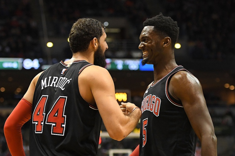 賭城拳影:阿德巴約擊打希羅面部 盤點NBA隊友反目恩怨史 賭城拳影:阿德巴約擊打希羅面部 盤點NBA隊友反目恩怨史