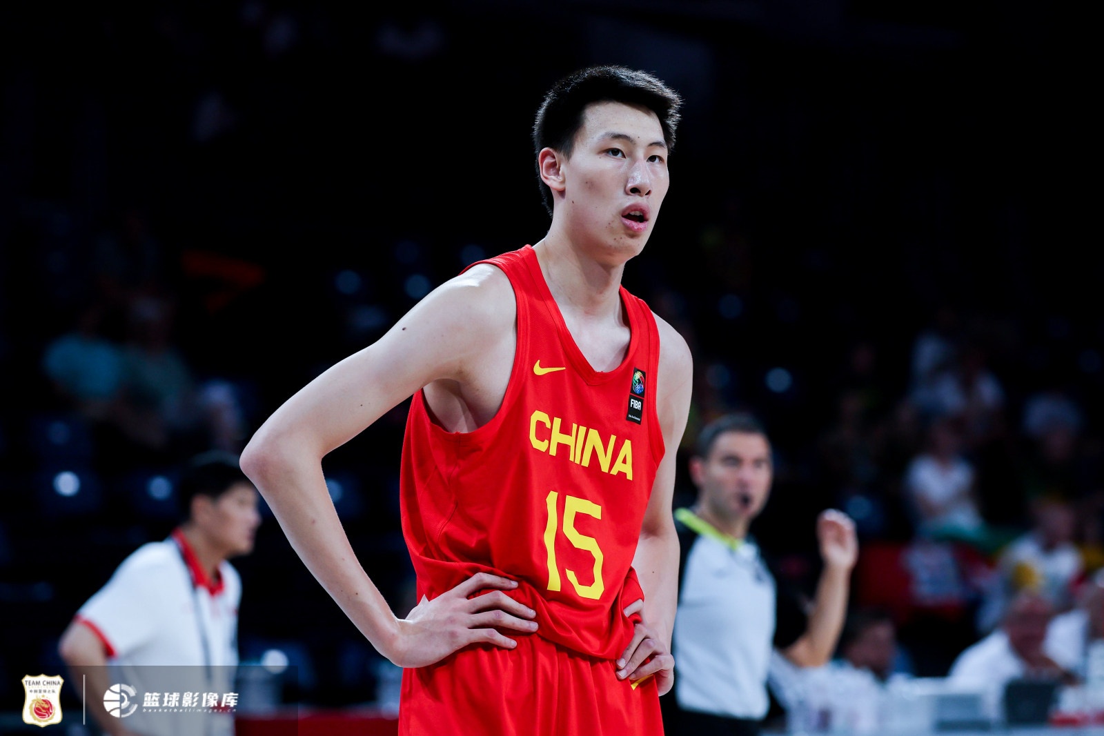郇斯楠熱身賽兩場(chǎng)淪為第三中鋒 23歲法國內(nèi)線或再擠壓輪換時(shí)間